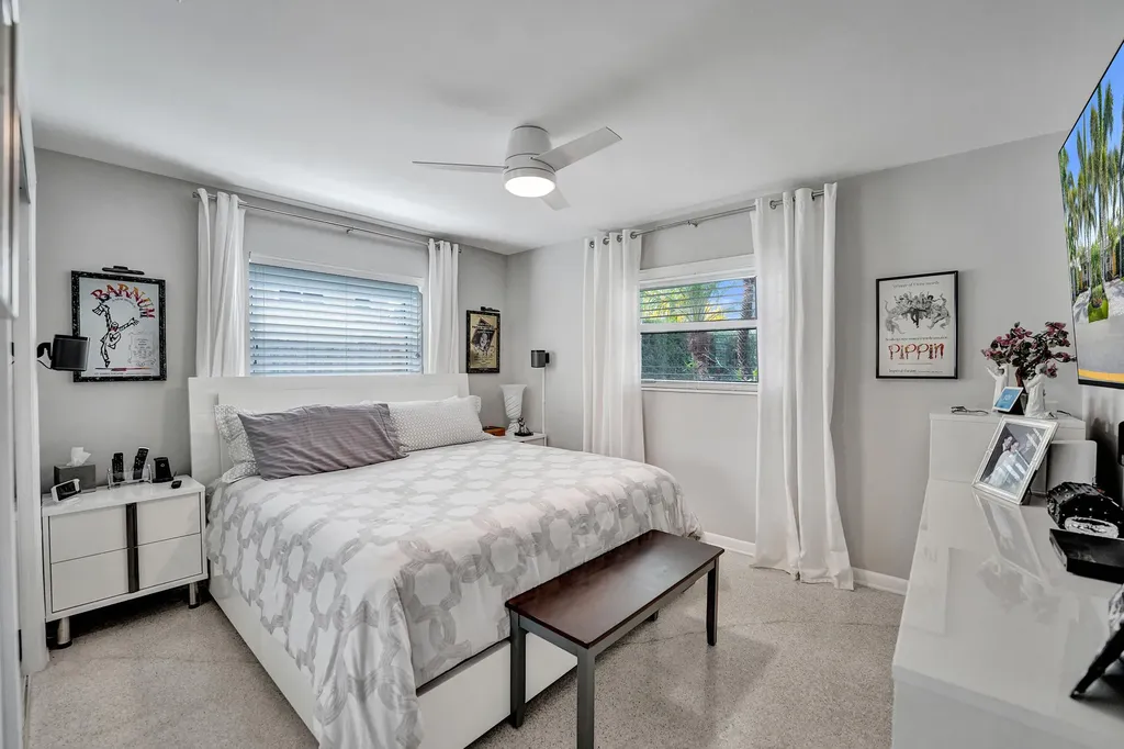 2610 NE 10th Terrace Wilton Manors FL 33334