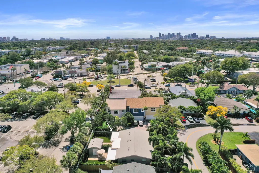 2610 NE 10th Terrace Wilton Manors FL 33334