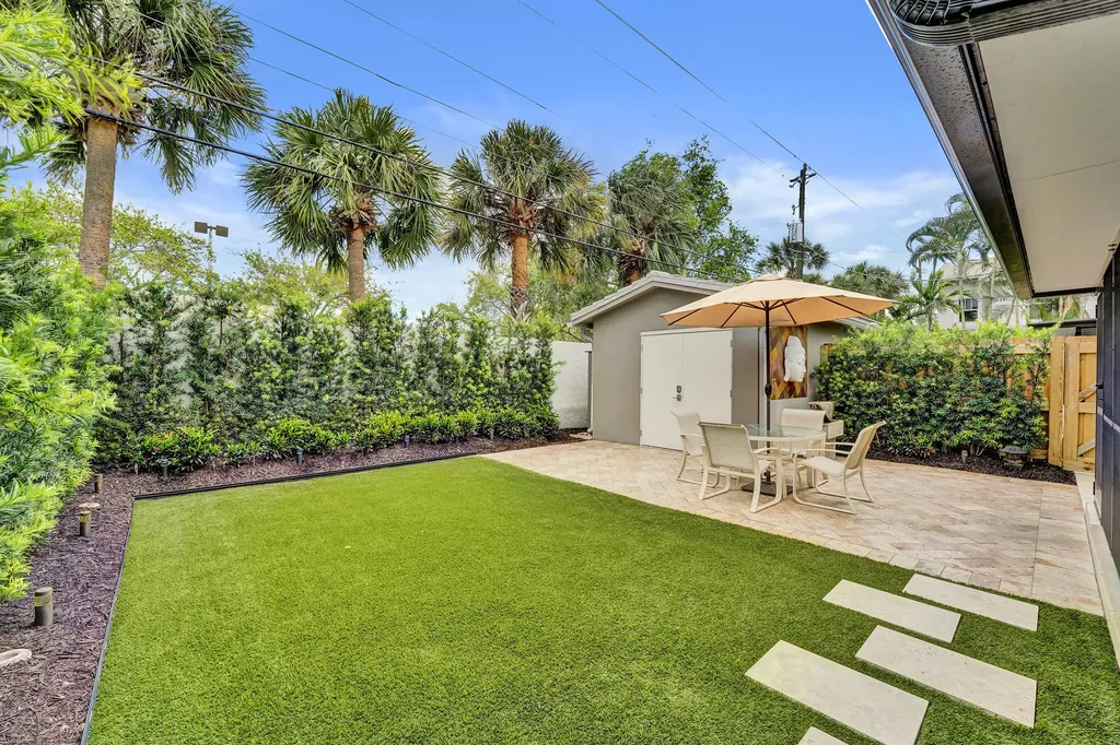 2610 NE 10th Terrace Wilton Manors FL 33334
