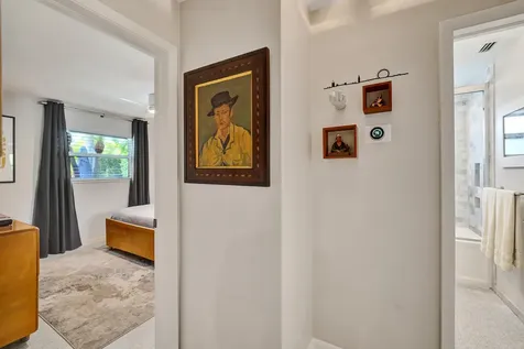 2610 NE 10th Terrace Wilton Manors FL 33334