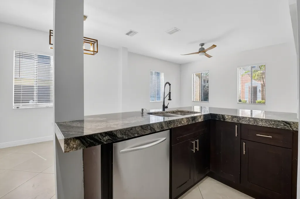 2515 Venetian Court Boynton Beach FL 33426