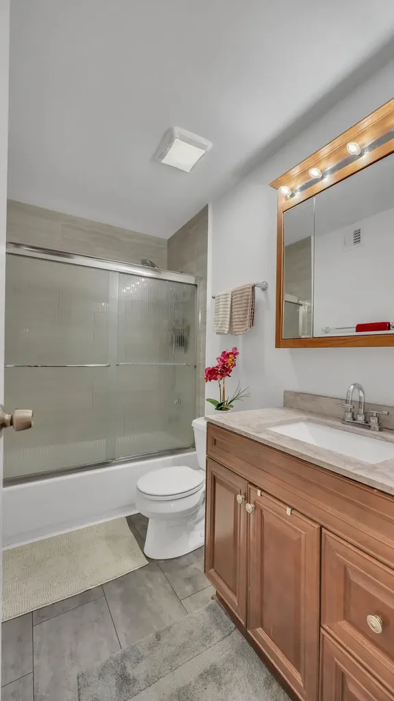 875 Riverside Drive Coral Springs FL 33071