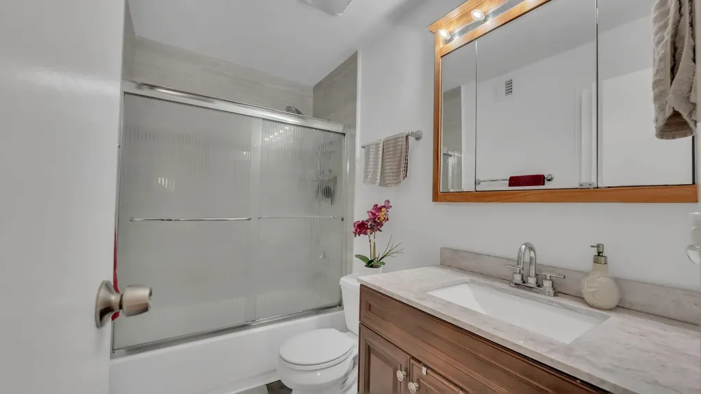 875 Riverside Drive Coral Springs FL 33071