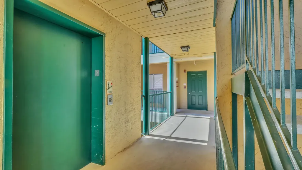 875 Riverside Drive Coral Springs FL 33071