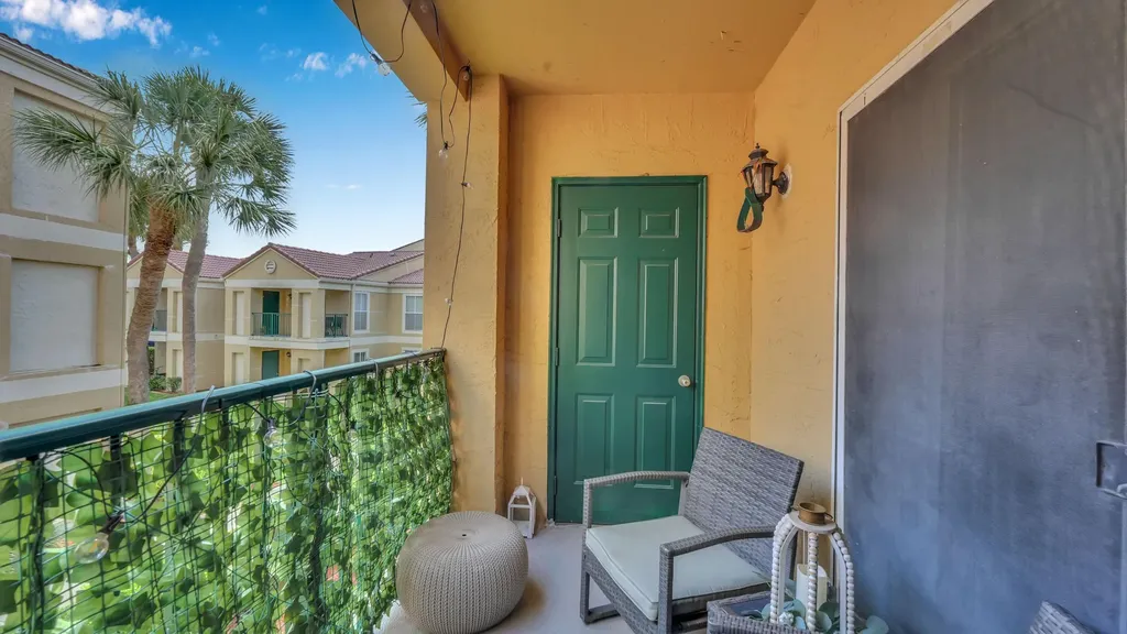 875 Riverside Drive Coral Springs FL 33071