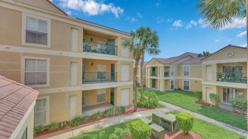 875 Riverside Drive Coral Springs FL 33071