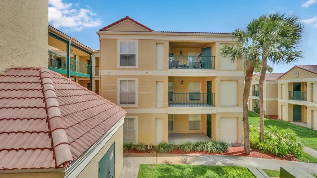 875 Riverside Drive Coral Springs FL 33071