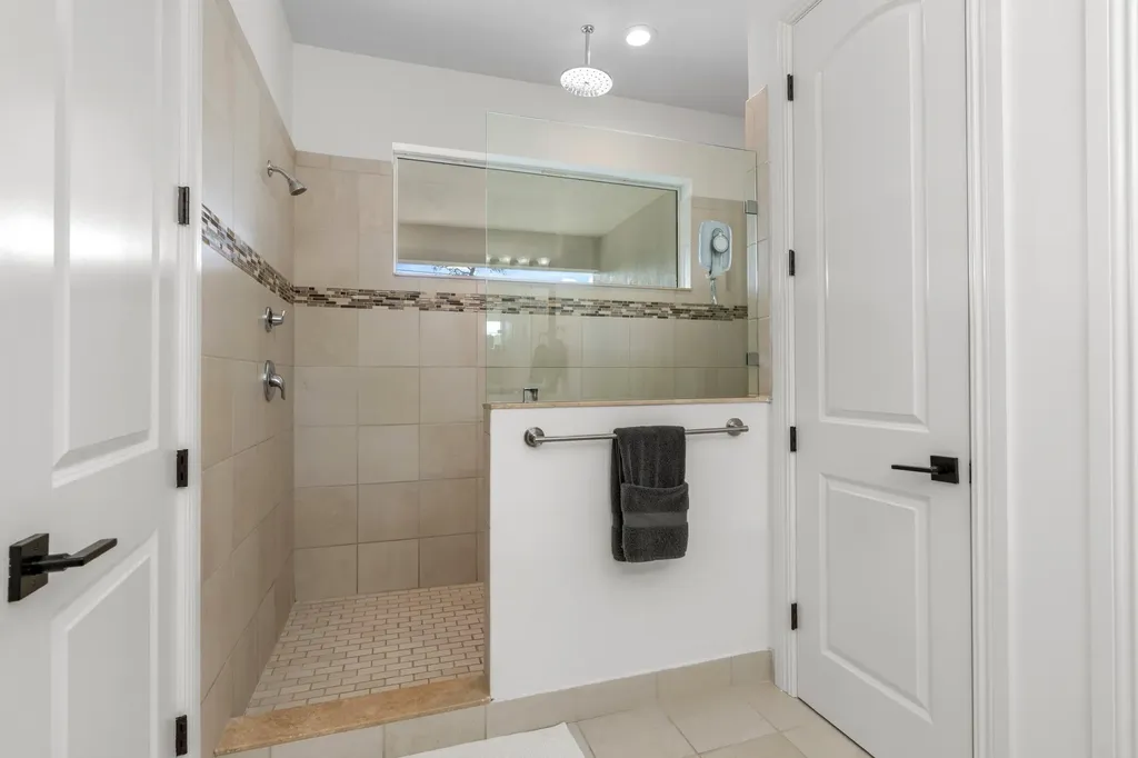 100 NW 69th Circle Boca Raton FL 33487