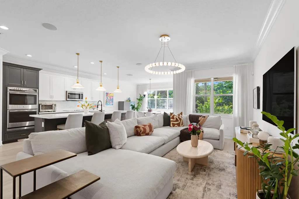 100 NW 69th Circle Boca Raton FL 33487