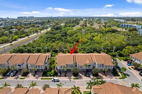 100 NW 69th Circle Boca Raton FL 33487