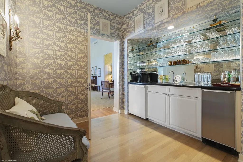 30 Gomez Road Jupiter Island FL 33455