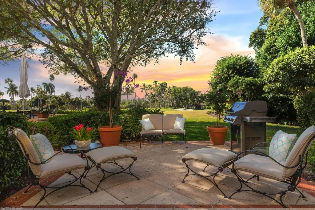 30 Gomez Road Jupiter Island FL 33455
