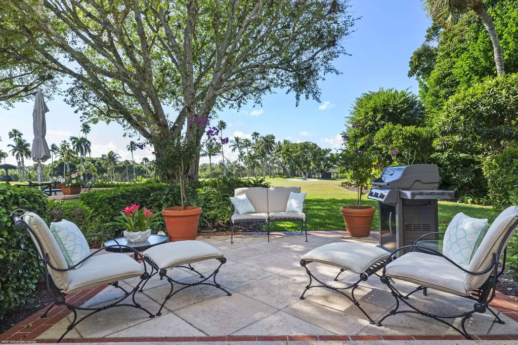 30 Gomez Road Jupiter Island FL 33455