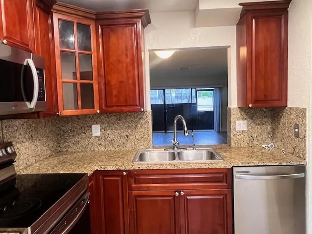1720 NW 4th Avenue Boca Raton FL 33432
