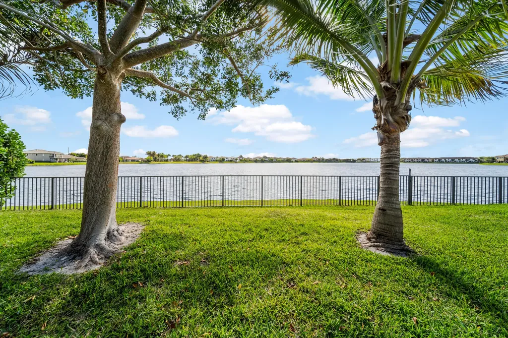 8681 Waterview Terrace Parkland FL 33076