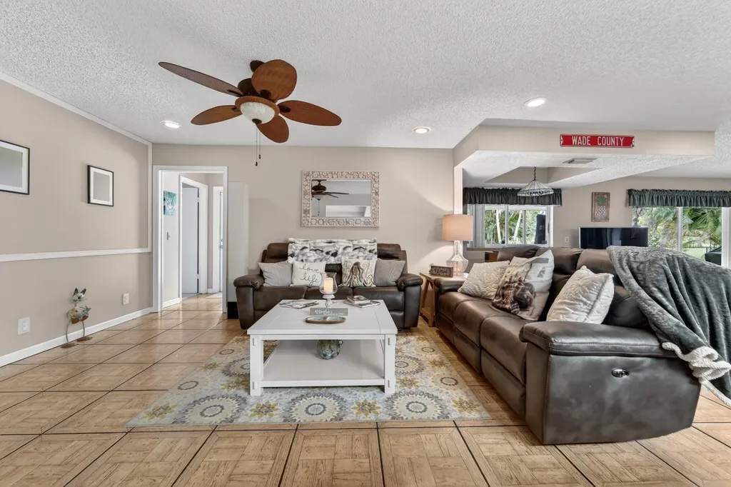 3194 Pebble Beach Drive Lake Worth FL 33467