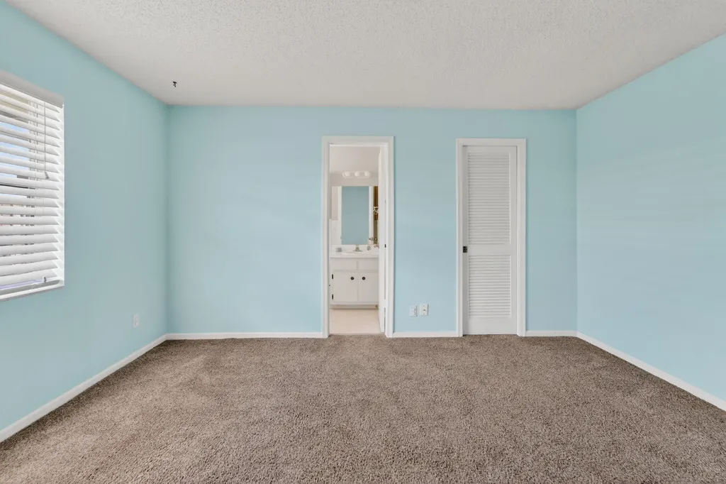 3194 Pebble Beach Drive Lake Worth FL 33467