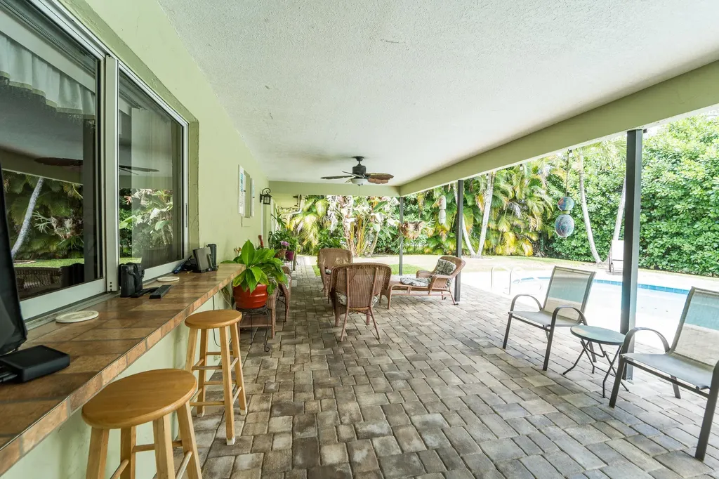 3194 Pebble Beach Drive Lake Worth FL 33467