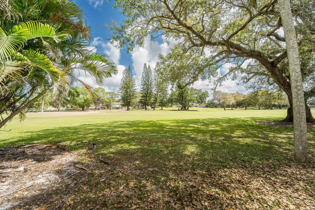 3194 Pebble Beach Drive Lake Worth FL 33467