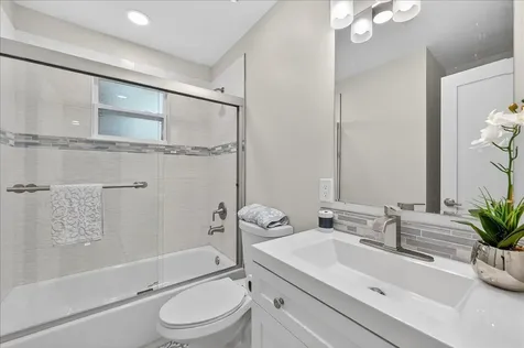 262 Easy Street Sebastian FL 32958