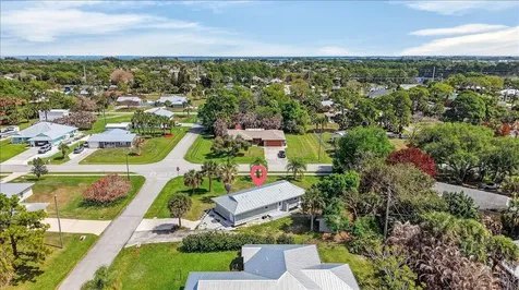 262 Easy Street Sebastian FL 32958