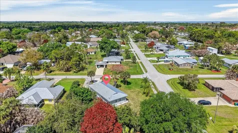 262 Easy Street Sebastian FL 32958