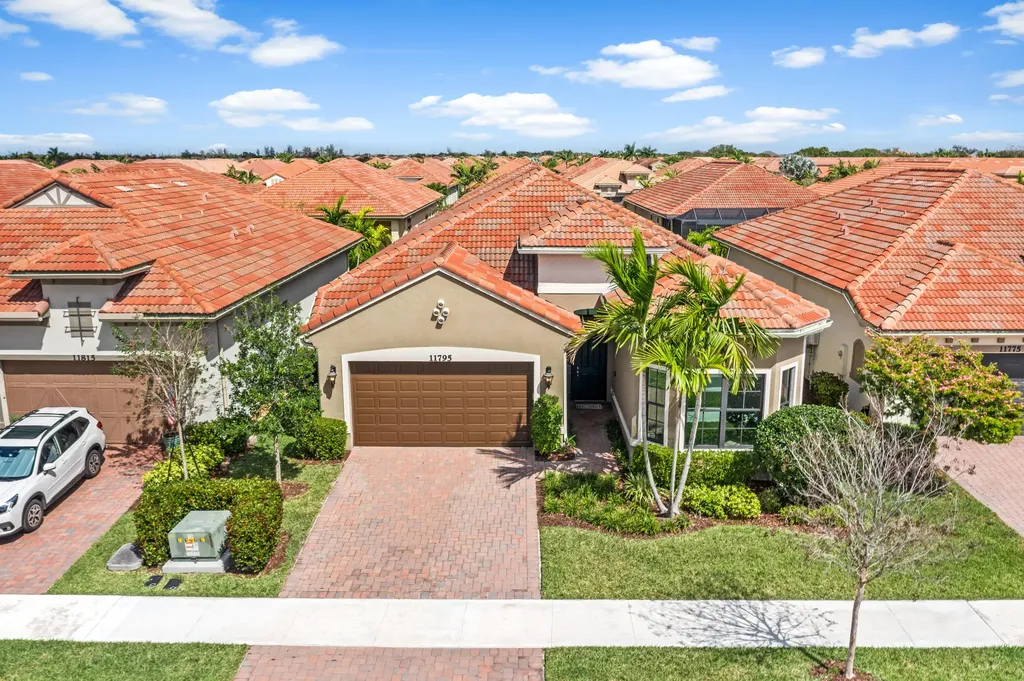 11795 Vivar Run Parkland FL 33076