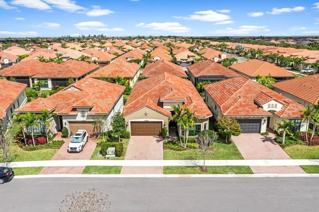 11795 Vivar Run Parkland FL 33076