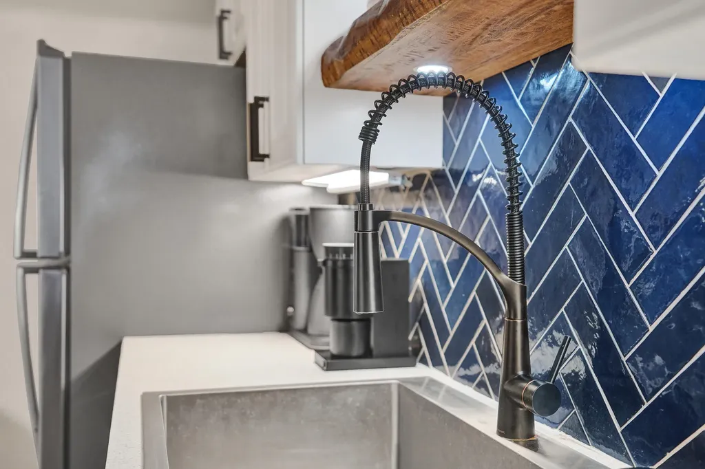 3910 Crystal Lake Drive Deerfield Beach FL 33064