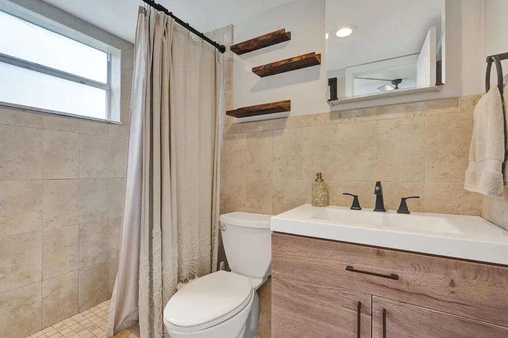 3910 Crystal Lake Drive Deerfield Beach FL 33064