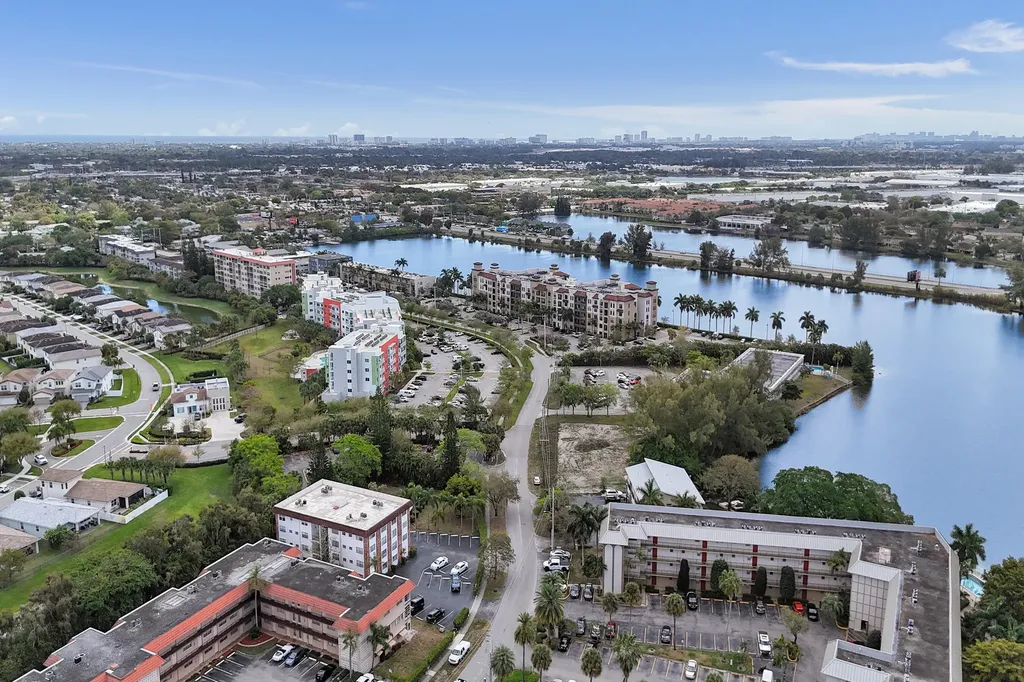 3910 Crystal Lake Drive Deerfield Beach FL 33064