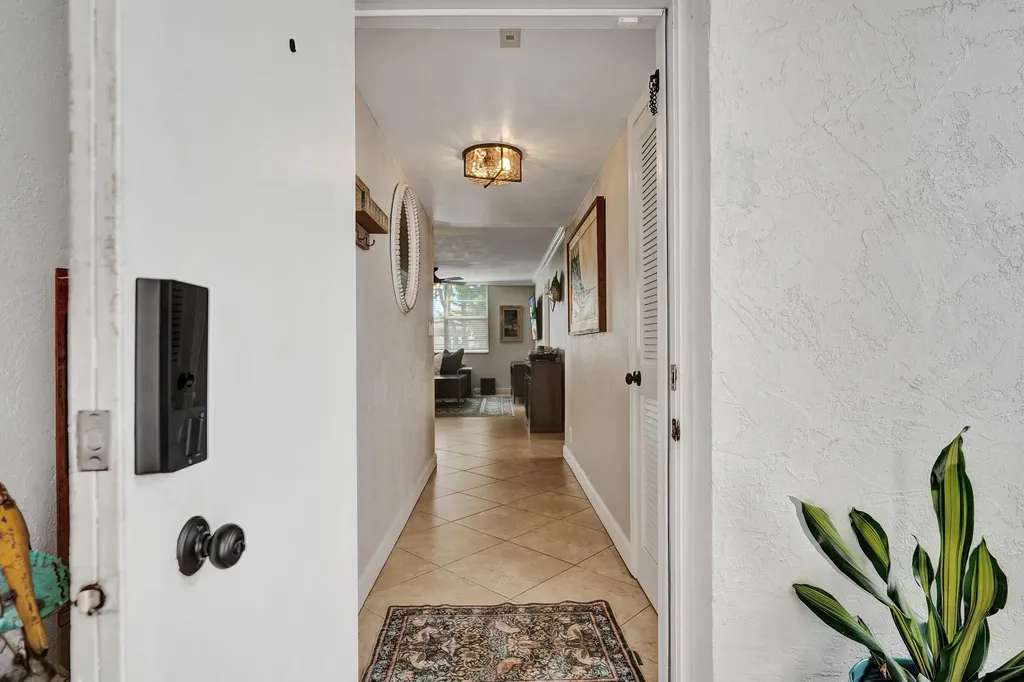 3910 Crystal Lake Drive Deerfield Beach FL 33064