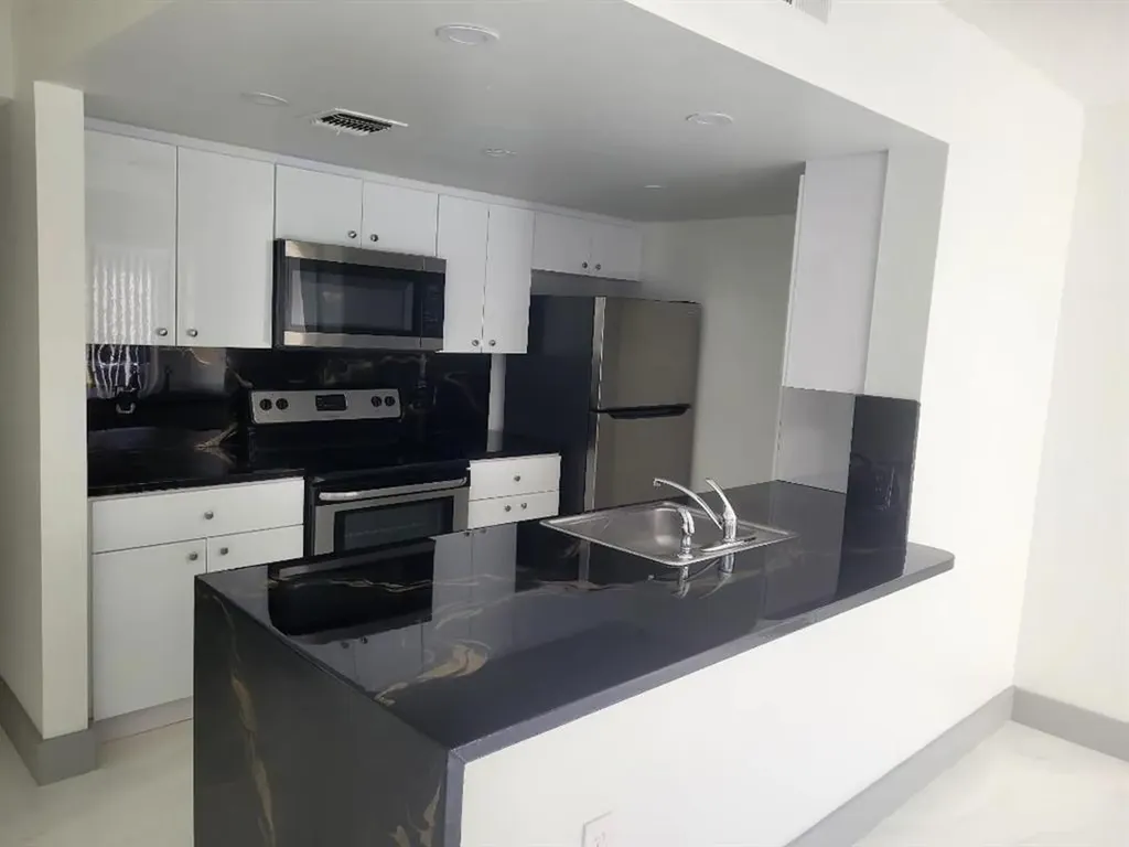 3208 Coral Lake Lane Coral Springs FL 33065