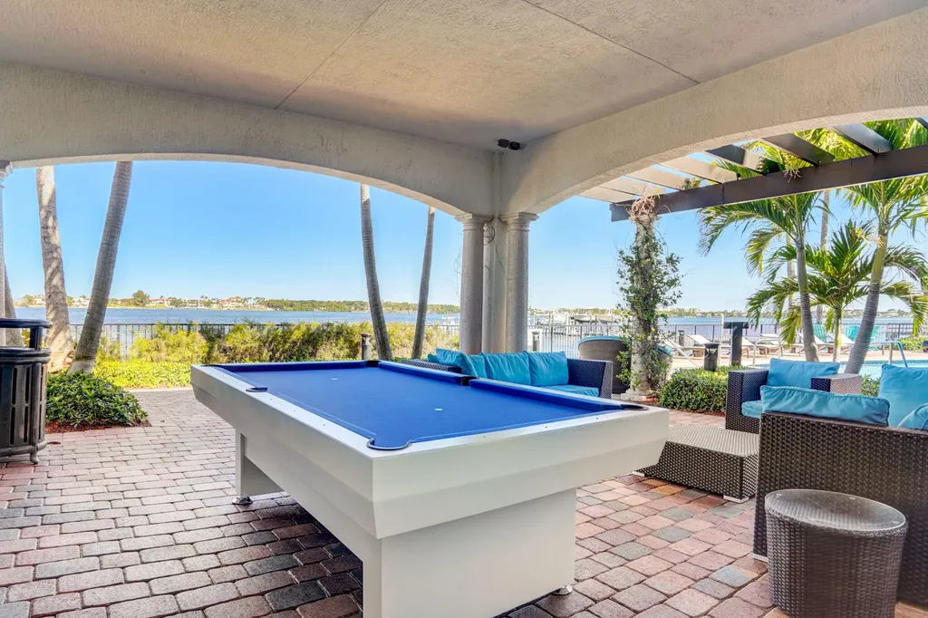 2700 N Federal Highway Boynton Beach FL 33435