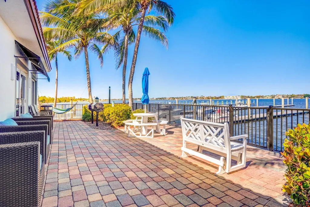 2700 N Federal Highway Boynton Beach FL 33435
