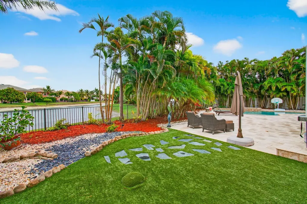 9732 Phipps Lane Wellington FL 33414