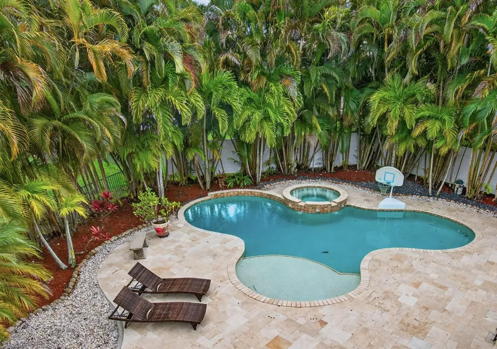 9732 Phipps Lane Wellington FL 33414