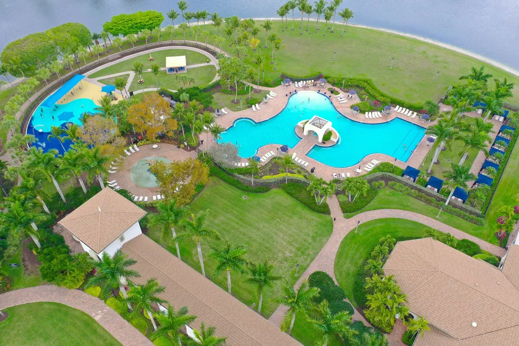 9732 Phipps Lane Wellington FL 33414