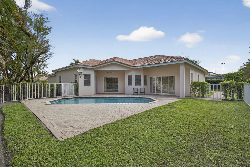 11224 Mainsail Court Wellington FL 33449