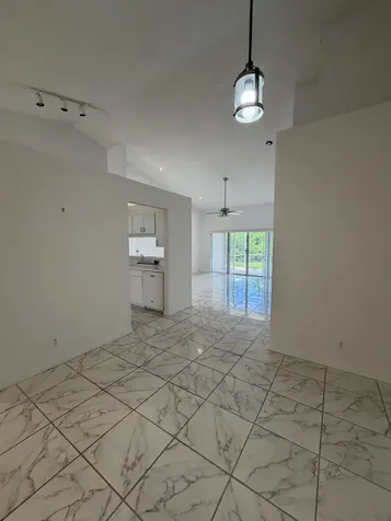 21105 Via Solano Boca Raton FL 33433