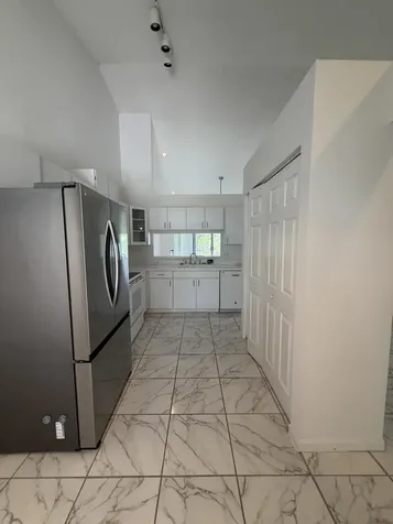 21105 Via Solano Boca Raton FL 33433