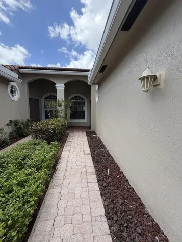 21105 Via Solano Boca Raton FL 33433