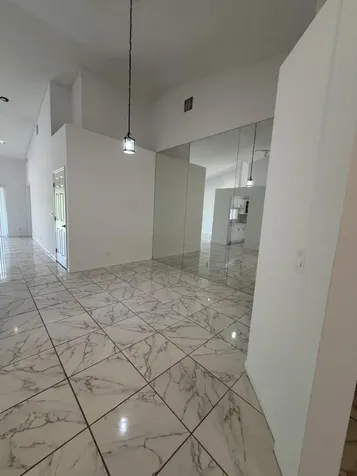 21105 Via Solano Boca Raton FL 33433