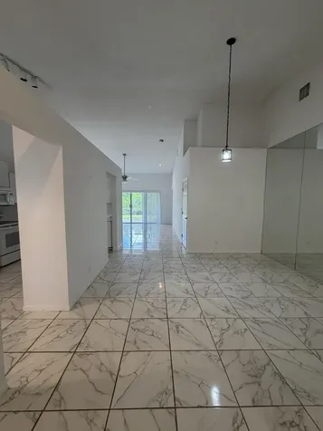 21105 Via Solano Boca Raton FL 33433