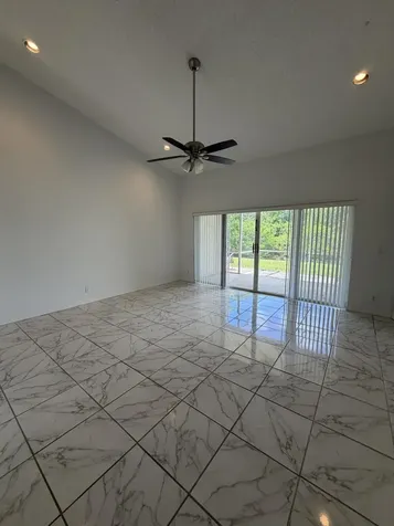 21105 Via Solano Boca Raton FL 33433