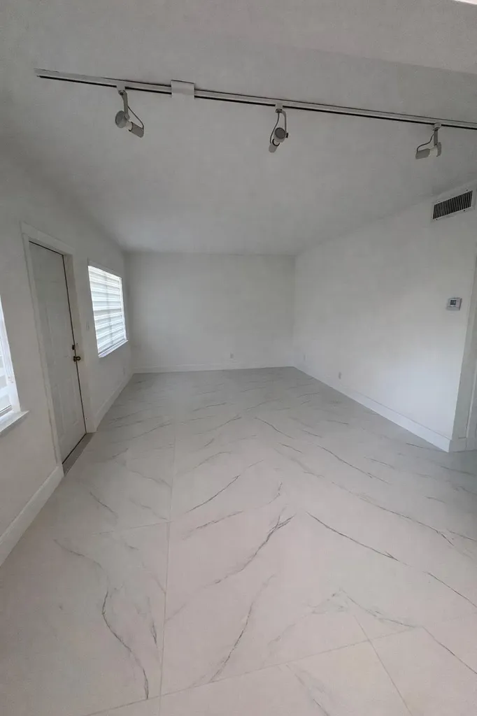 5050 Bayview Drive Fort Lauderdale FL 33308