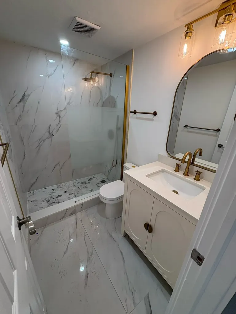 5050 Bayview Drive Fort Lauderdale FL 33308