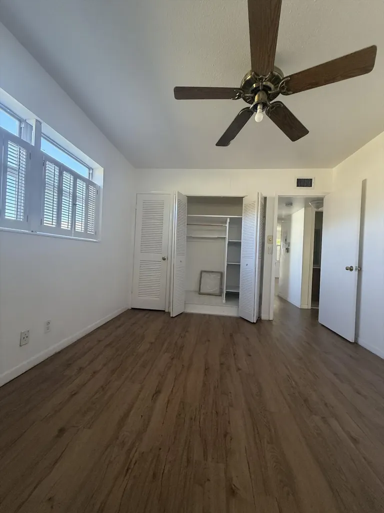 64 Norwich C West Palm Beach FL 33417