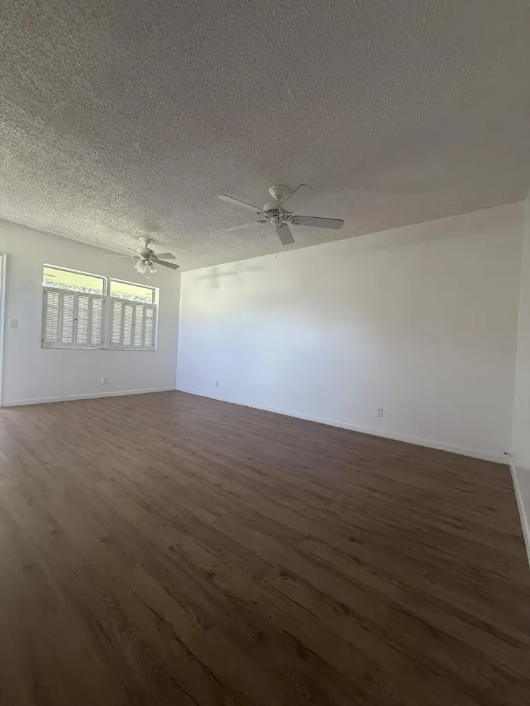 64 Norwich C West Palm Beach FL 33417