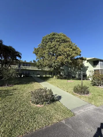 64 Norwich C West Palm Beach FL 33417